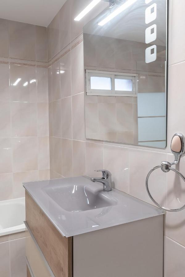 Coqueto Apartamento 2 Dormitorios Pamplona Ngoại thất bức ảnh